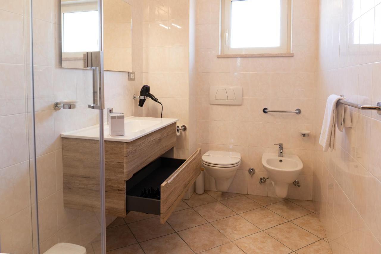 Smart And Sea Apartment Tortoreto Екстериор снимка
